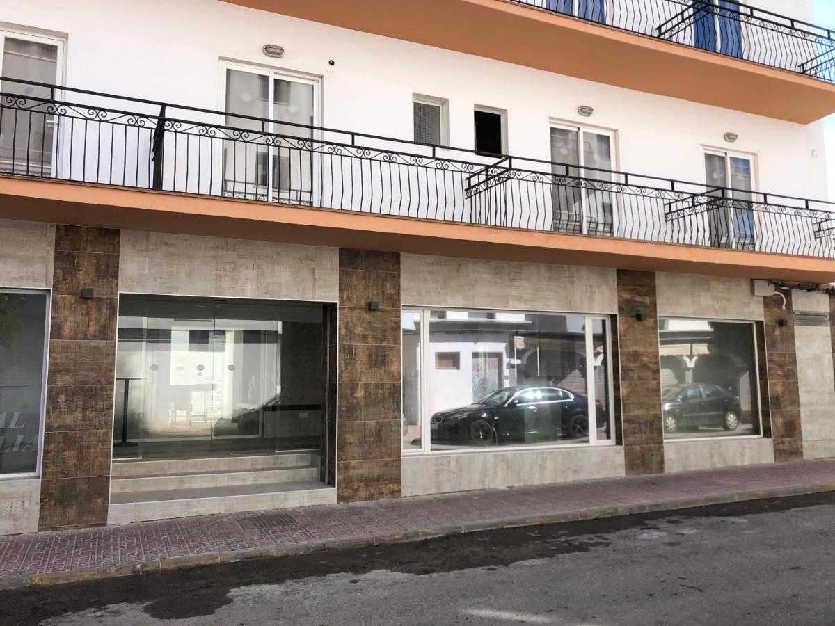 Sant Antoni de Portmany Hostal Rosalia מראה חיצוני תמונה