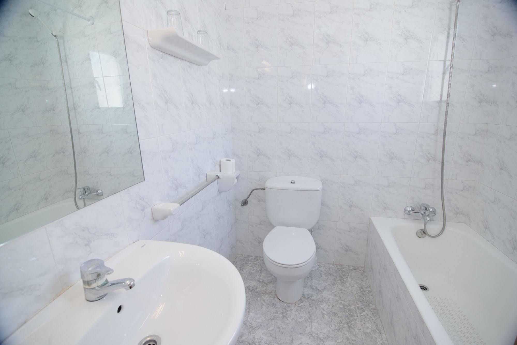 Sant Antoni de Portmany Hostal Rosalia מראה חיצוני תמונה